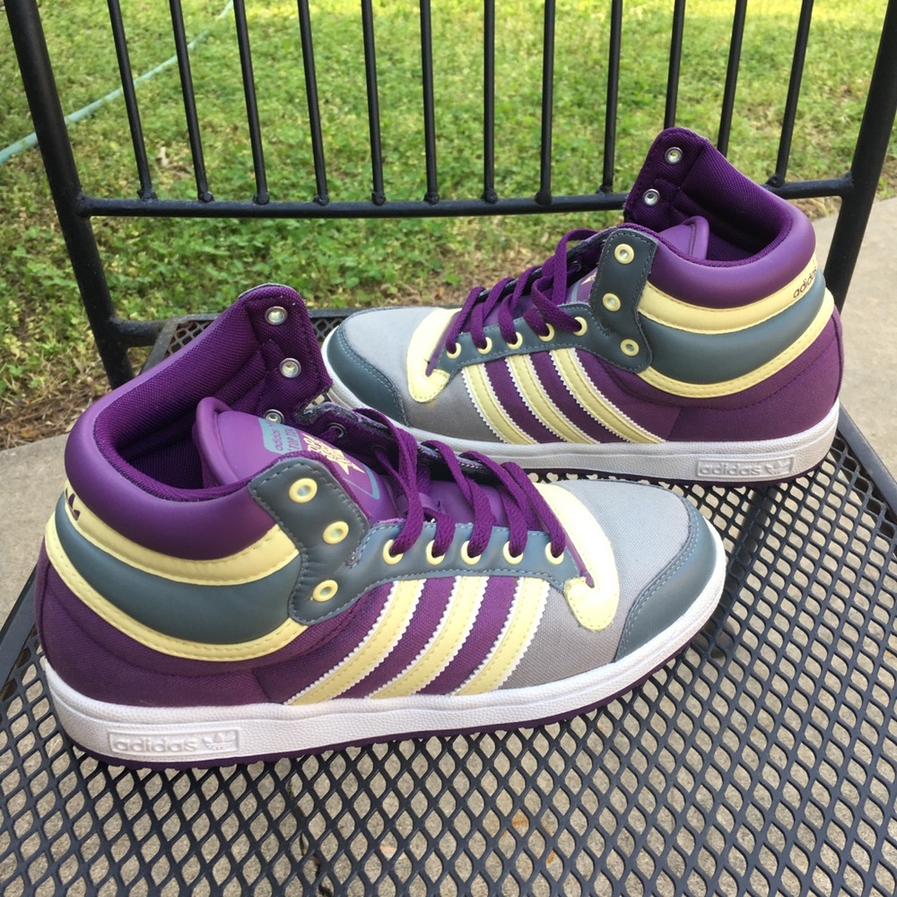 SALE!!!Gently worn ADIDAS Top Ten Hi